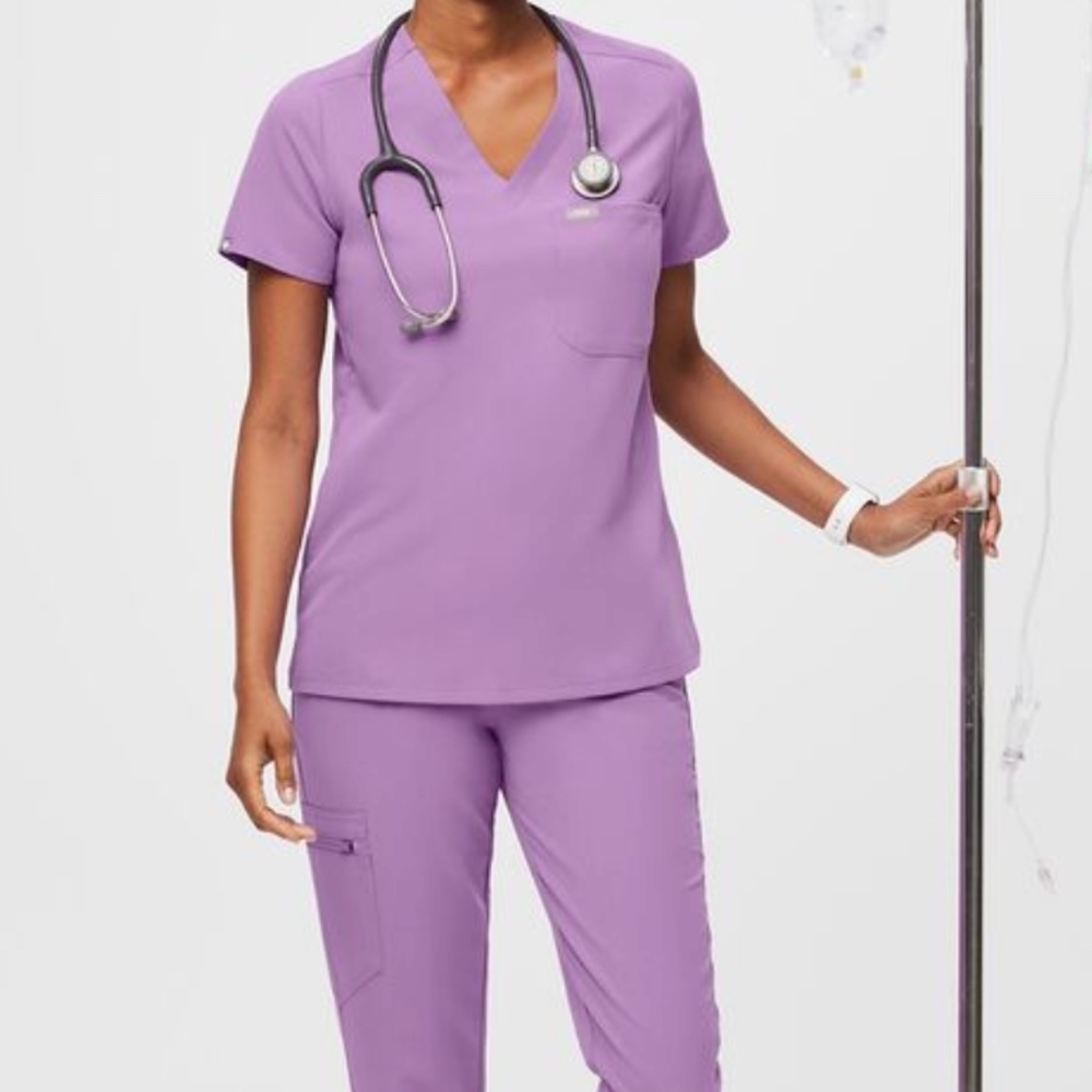 NWT Figs Liliac Dawn Scrub Set